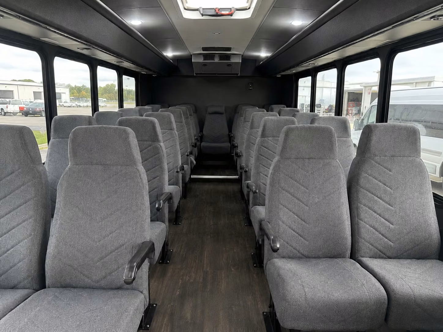 ankeny 15 passenger minibus rental