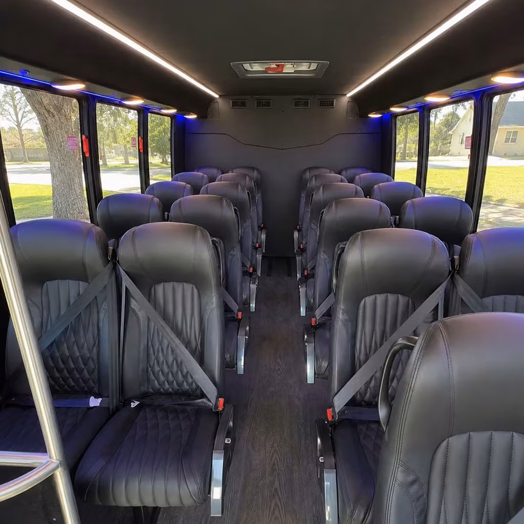 ankeny 28 passenger minibus rental