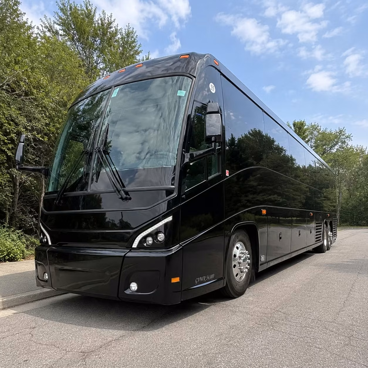 construction site and industrial workforce shuttles in ankeny