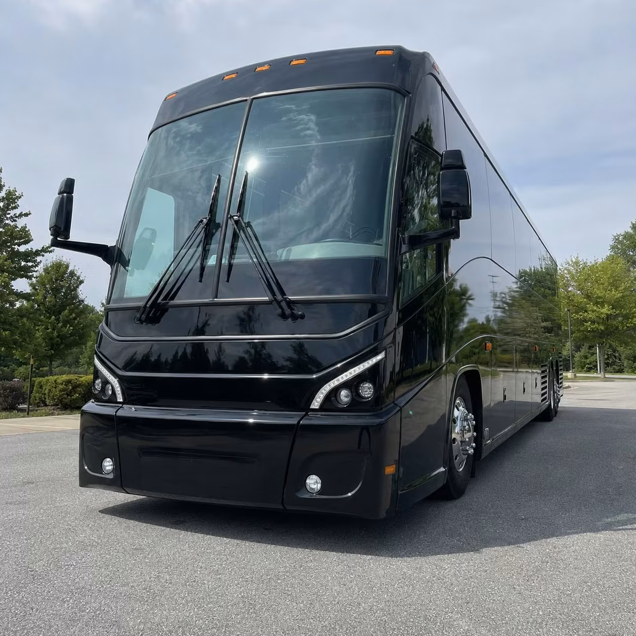 daily commuter shuttle services for ankeny s expanding workforce