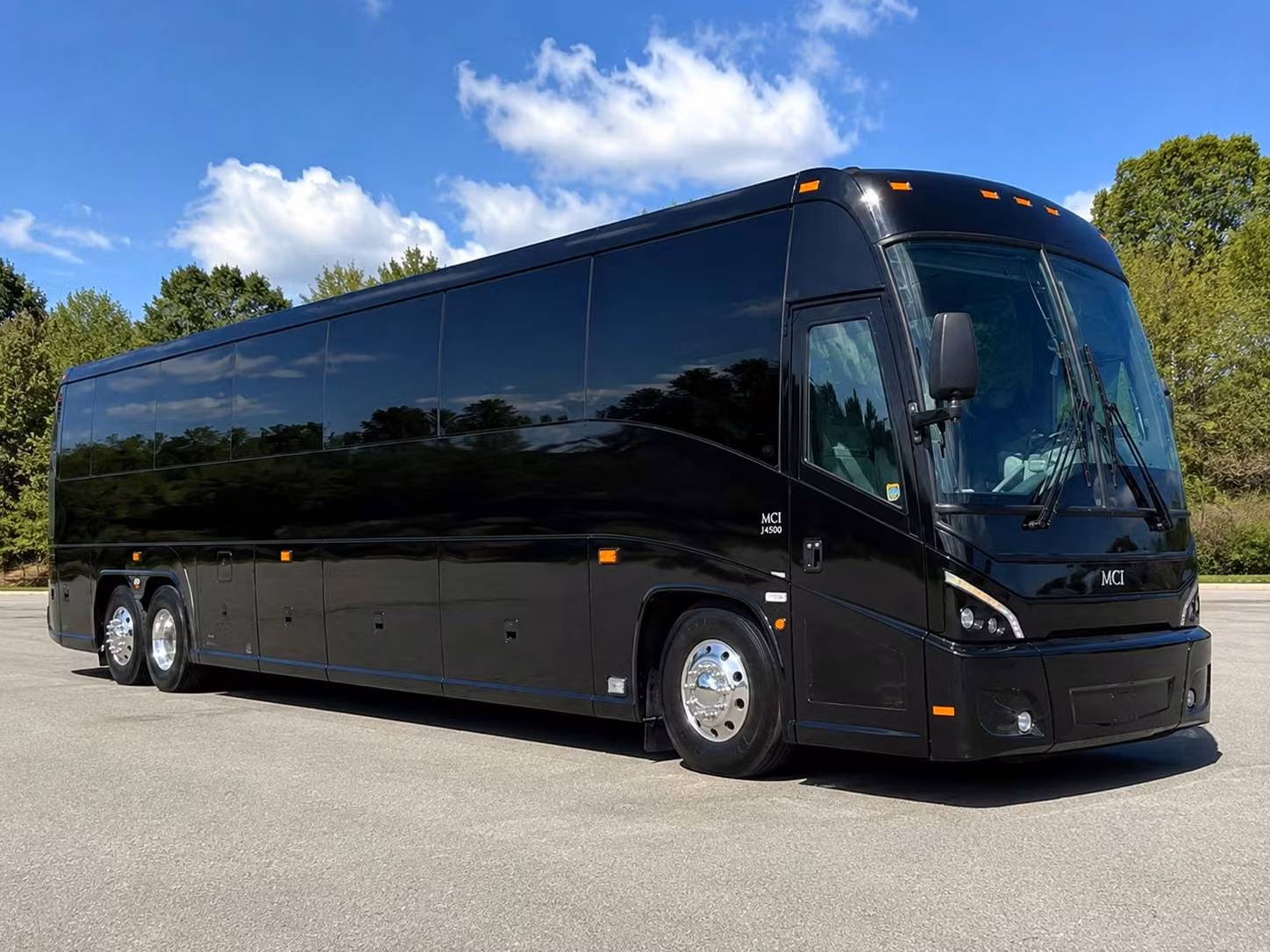 get a charter bus for large ankeny prom groups heading across the des moines metro